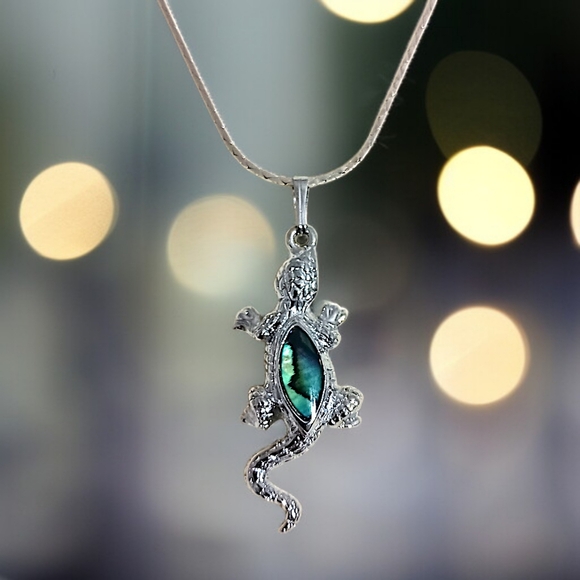 Vintage Lizard Gecko‎ Pendant Necklace Silver Tone Shell Glass Abalone Inlay - Picture 13 of 16